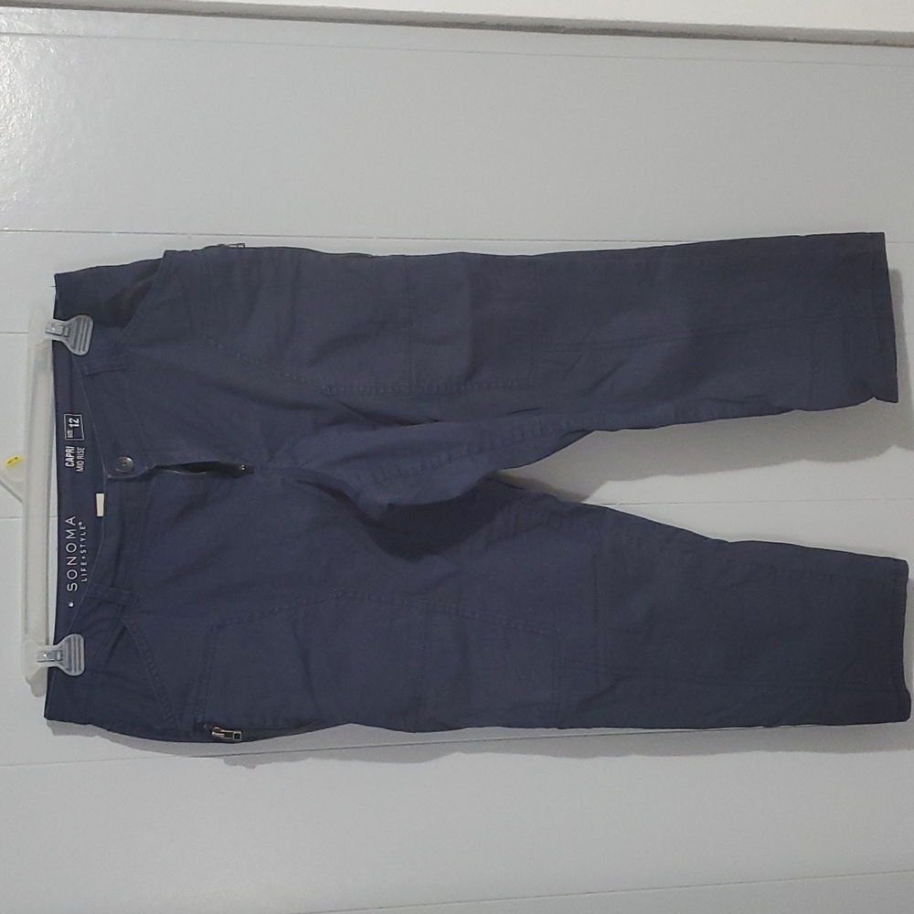 Good Condition Sonoma Mid Rise Capri Navy - Size 12